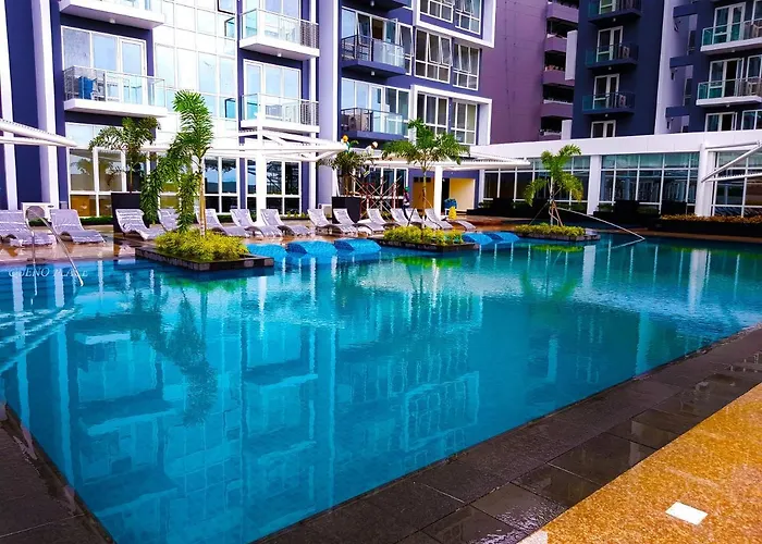 Mactan Newtown - 1br Stunning Ocean View And View