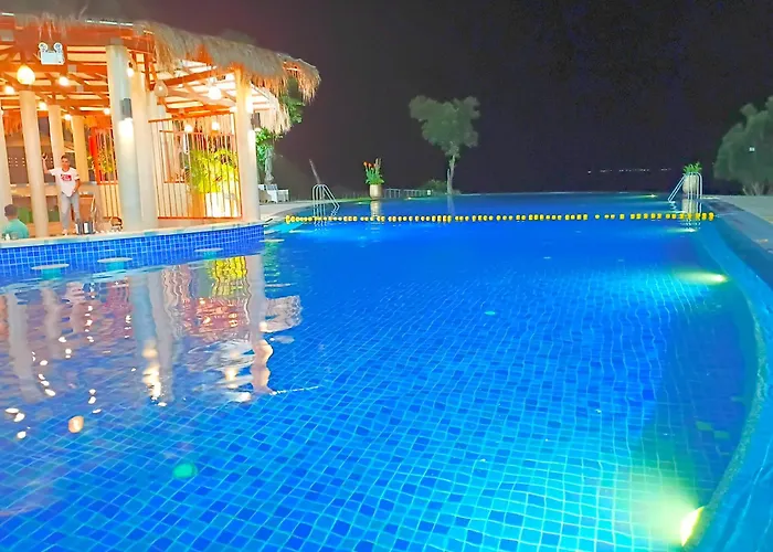 Mactan Newtown - 1br Stunning Ocean View And View